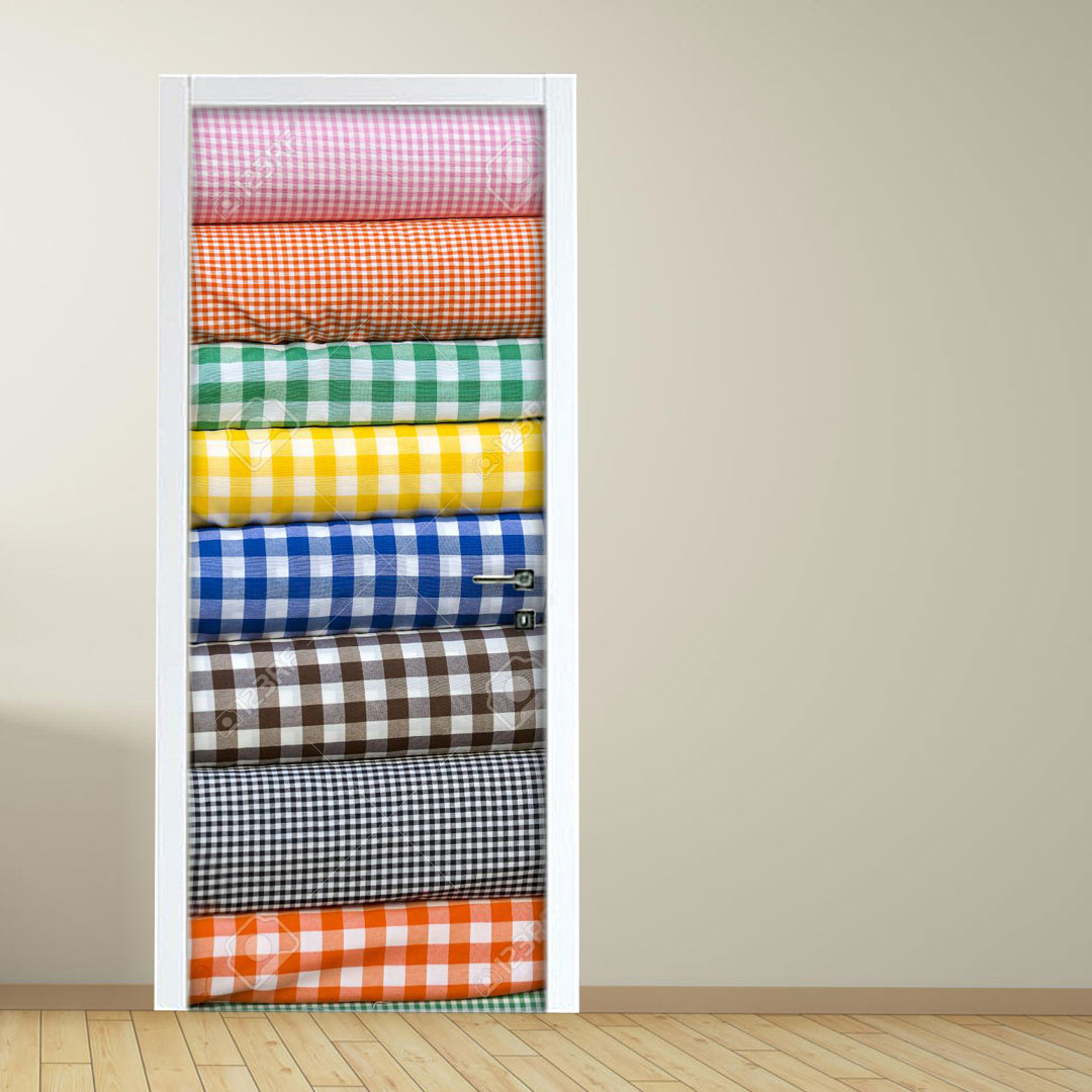 QuadriperArredare.it - Adesivo per porta Tessuti Colorati